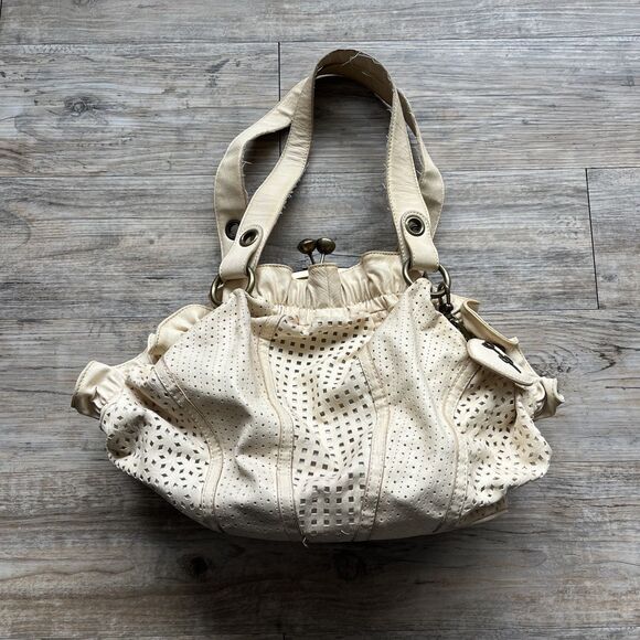 Jessica Simpson Shoulder Bag Kiss Lock Purse Cream Gold Hobo Y2K 2000s - Picture 2 of 8